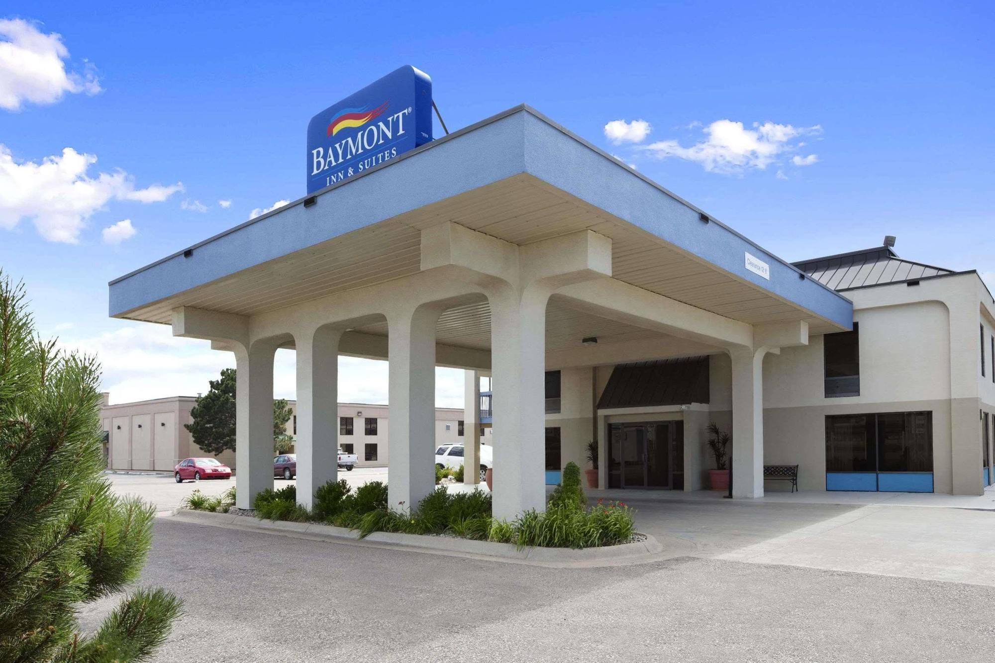 Baymont By Wyndham Hays Hotel Exterior photo
